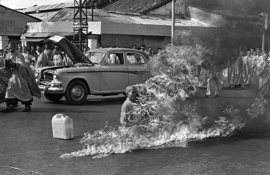 Old photo of burning Buddhist monk