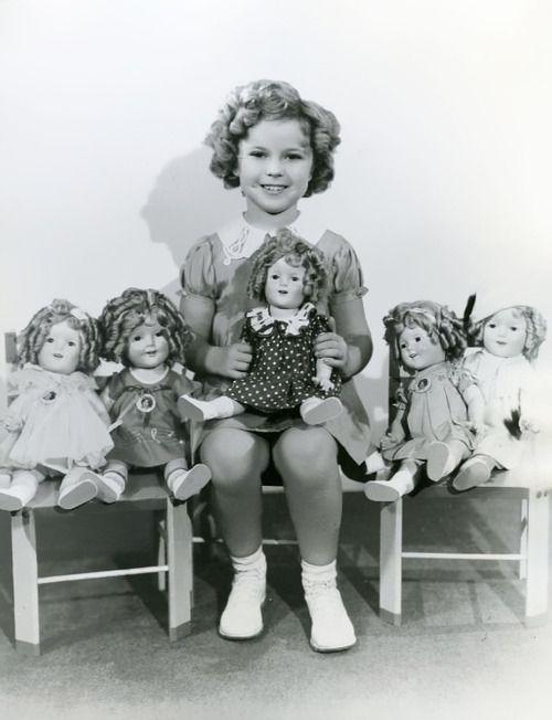 Vinyage photo: Shirley Temple and Shirley Temple dolls 1930s.