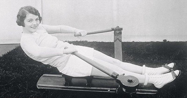 retro photo american actress on a rowing stimulator