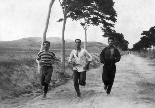 Retro photo of runners training for the first modern Olympic games in 1896