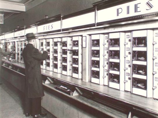 Pie Automat, New York, 1936