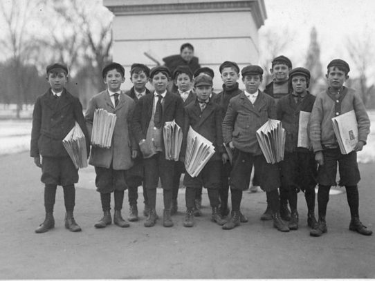 Newsboys, Connecticut, 1909