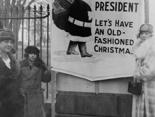 Christmas Demonstrators at White House, 1922