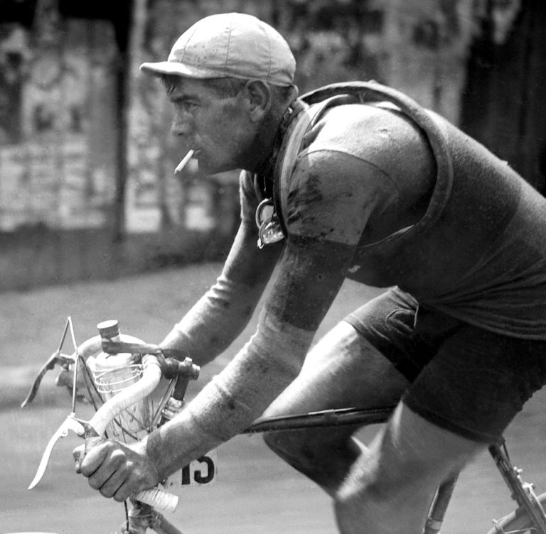 Old fashiond Tour de France - Old Pictures