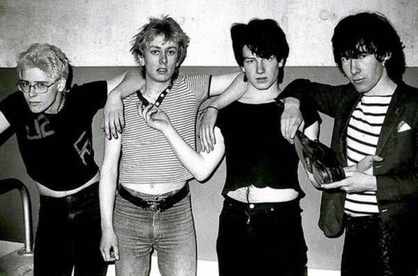 early photo U2