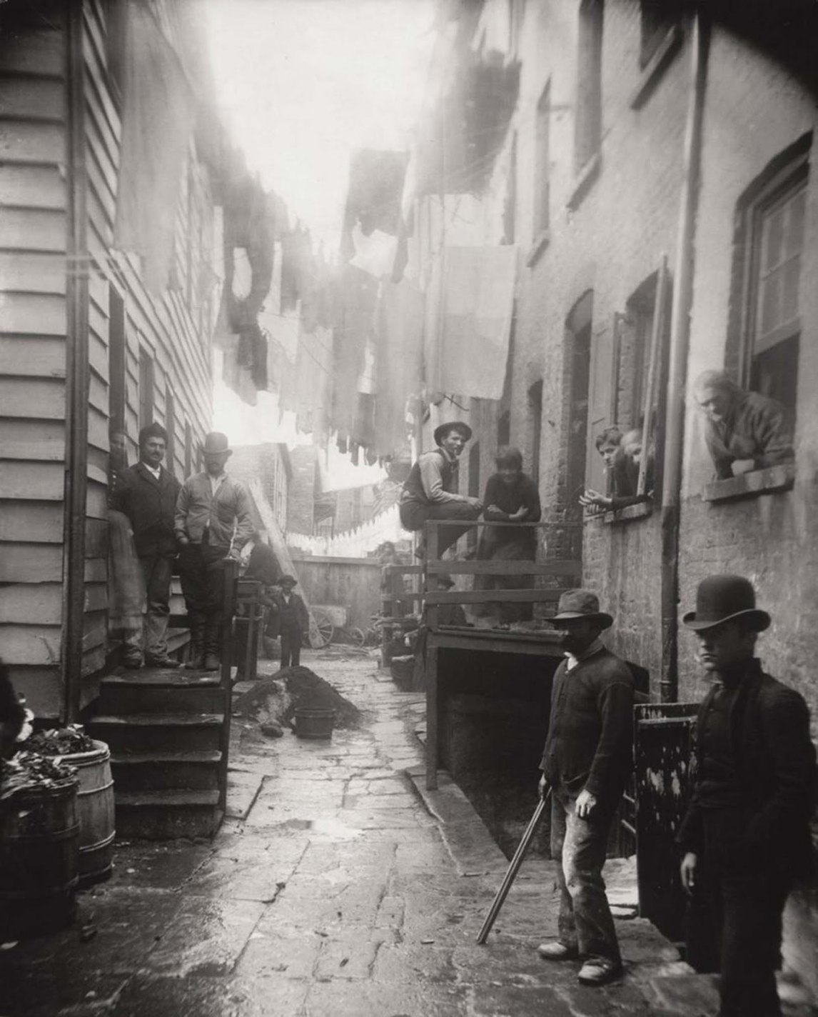 Bandit's Roost, 59½ Mulberry Street, Jacob Riis, 1888