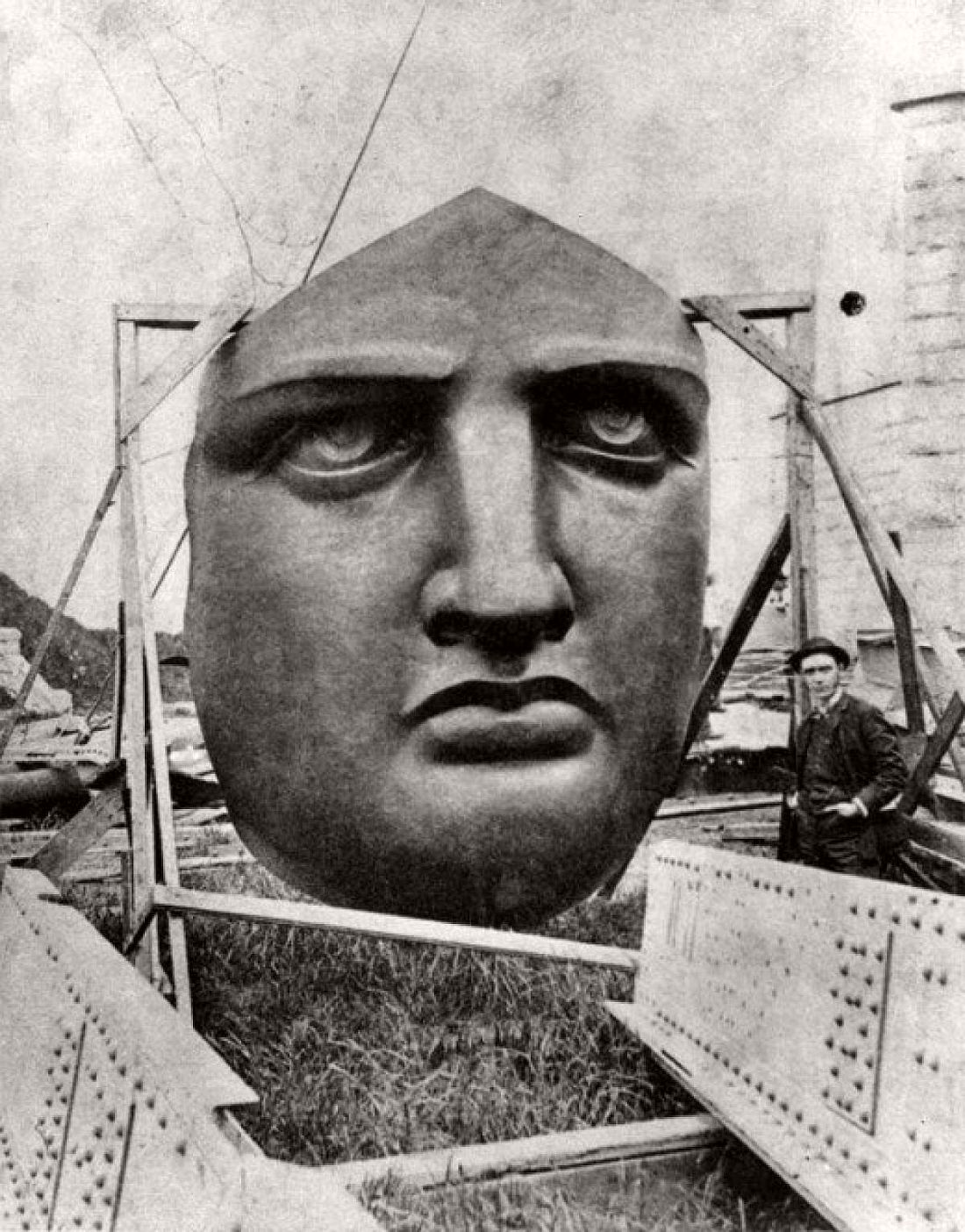Unboxing the Statue of Liberty 1885