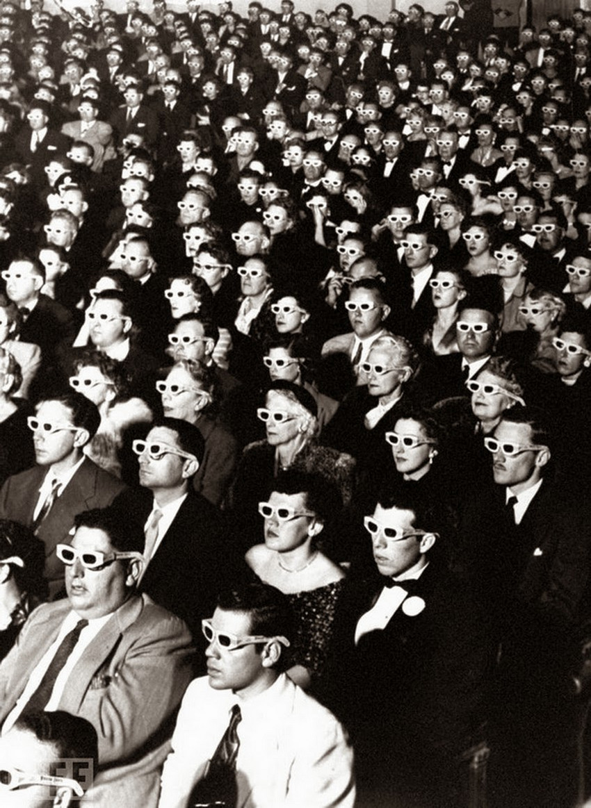 3D Movie Audience
